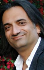 Рэй Джиаратана